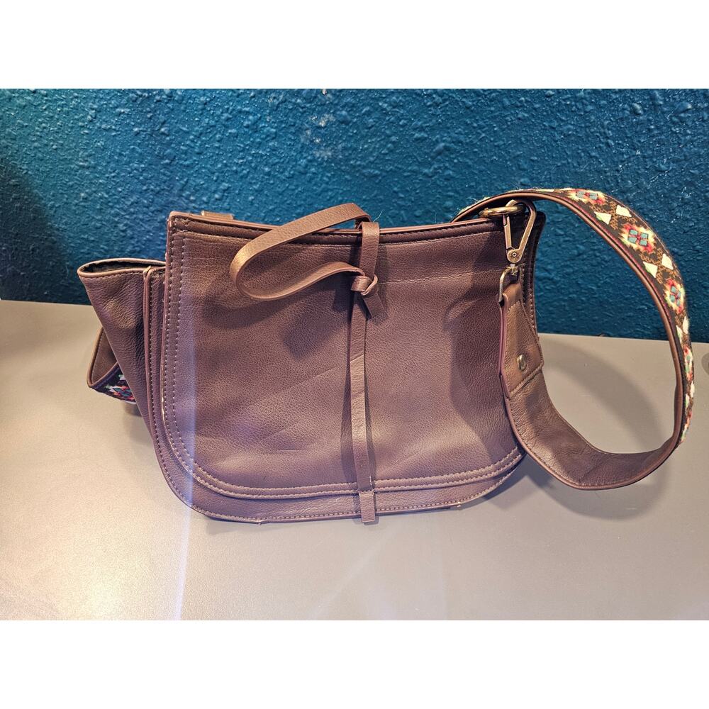 Vintage Y2K Steve Madden Purse/bag with decorative strap